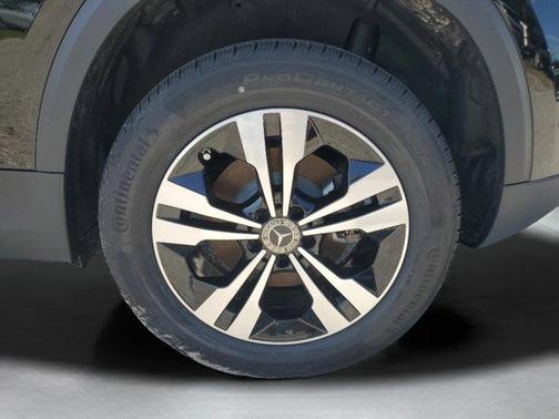 2025 Mercedes-Benz GLA 250 Base