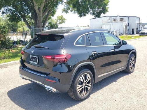 2025 Mercedes-Benz GLA 250 Base