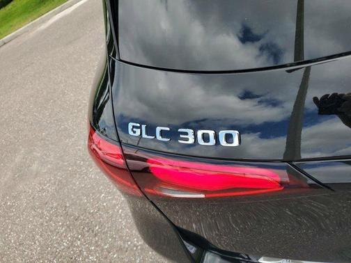 2026 Mercedes-Benz GLC 300 Base 4MATIC