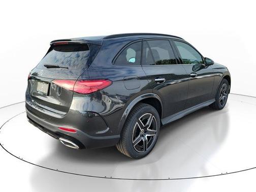 2026 Mercedes-Benz GLC 300 Base