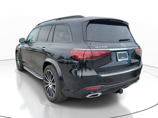 2026 Mercedes-Benz GLS 450 