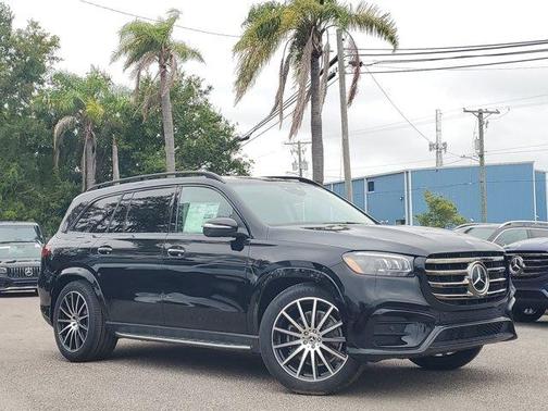 2026 Mercedes-Benz GLS 450 