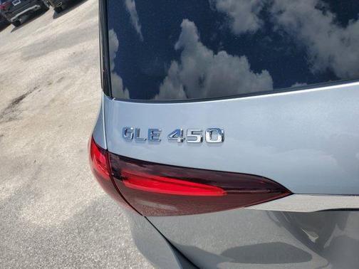 2025 Mercedes-Benz GLE 450 4MATIC