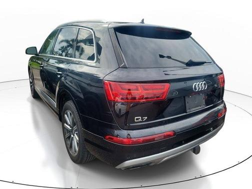 2019 Audi Q7 45 Premium Plus
