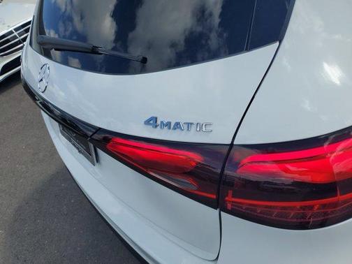 2026 Mercedes-Benz GLC 300 Base 4MATIC