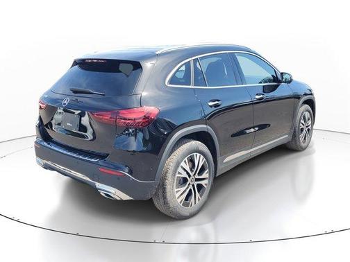 2025 Mercedes-Benz GLA 250 Base