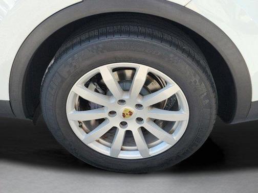 2019 Porsche Cayenne Base