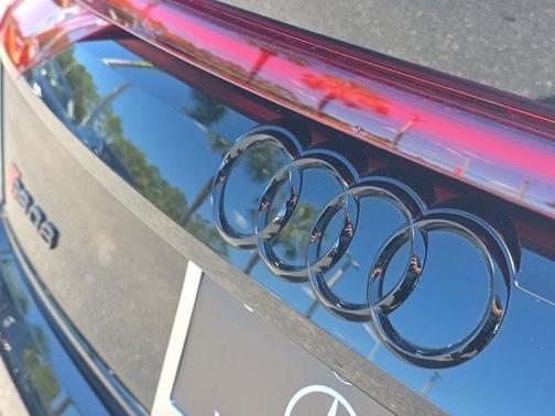 2024 Audi RS Q8 4.0T quattro