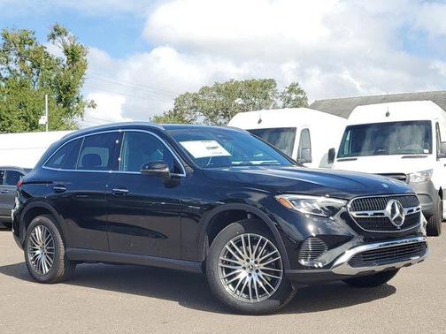 2026 Mercedes-Benz GLC 300 Base