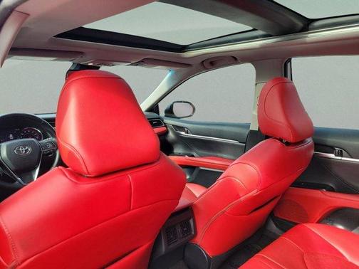 2019 Toyota Camry XSE