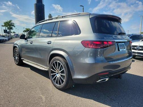 2025 Mercedes-Benz GLS 450 4MATIC