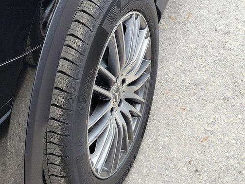 2026 Mercedes-Benz GLC 300 Base