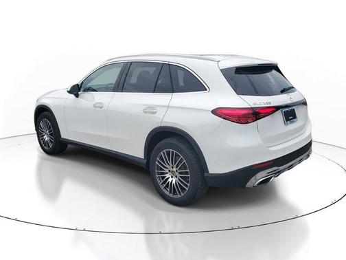 2026 Mercedes-Benz GLC 300 Base