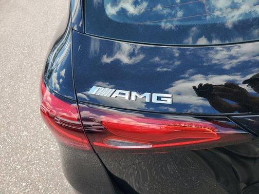 2025 Mercedes-Benz AMG GLC 63 S E Performance