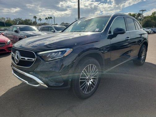 2025 Mercedes-Benz GLC 300 Base