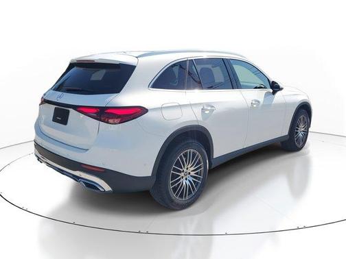 2025 Mercedes-Benz GLC 300 Base