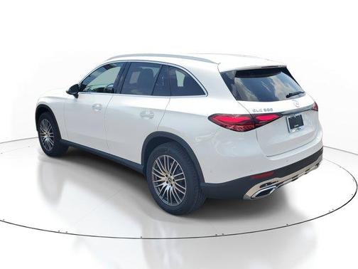 2025 Mercedes-Benz GLC 300 Base
