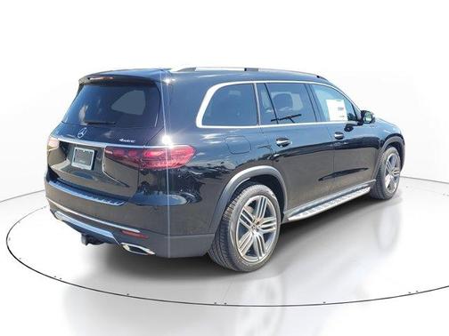 2026 Mercedes-Benz GLS 450
