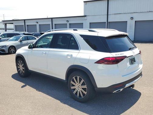 2025 Mercedes-Benz GLE 450e 4MATIC