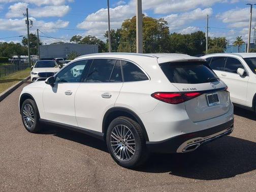 2026 Mercedes-Benz GLC 300 Base