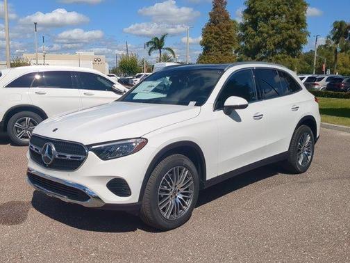 2026 Mercedes-Benz GLC 300 Base