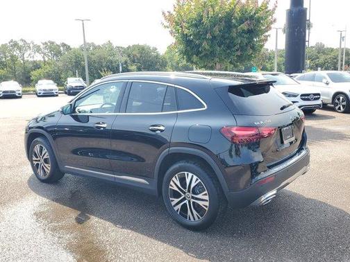 2025 Mercedes-Benz GLA 250 Base