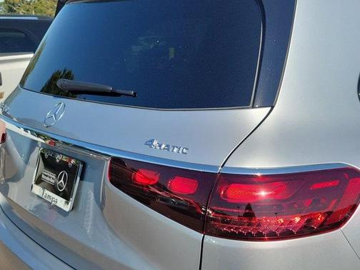 2025 Mercedes-Benz GLS 450 4MATIC