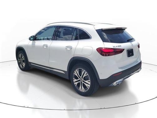 2025 Mercedes-Benz GLA 250 Base