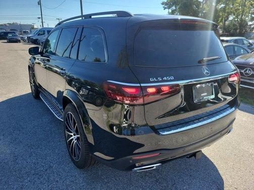 2026 Mercedes-Benz GLS 450 4MATIC