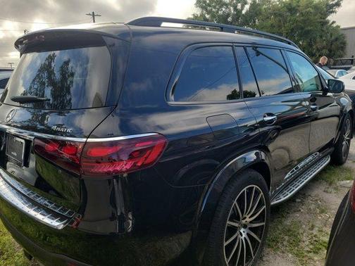 2026 Mercedes-Benz GLS 450