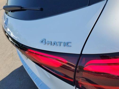 2025 Mercedes-Benz GLC 350e Base 4MATIC