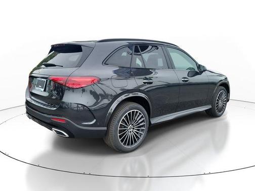 2025 Mercedes-Benz GLC 300 Base