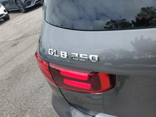 2026 Mercedes-Benz GLB 250 Base