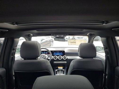 2026 Mercedes-Benz GLB 250 Base