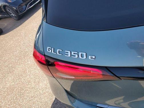 2025 Mercedes-Benz GLC 350e Base 4MATIC