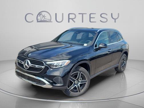 Black 2026 Mercedes-Benz GLC 300