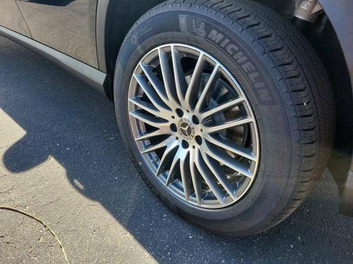 2026 Mercedes-Benz GLC 300 Base