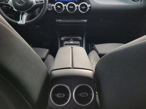 2026 Mercedes-Benz GLA 250 Base