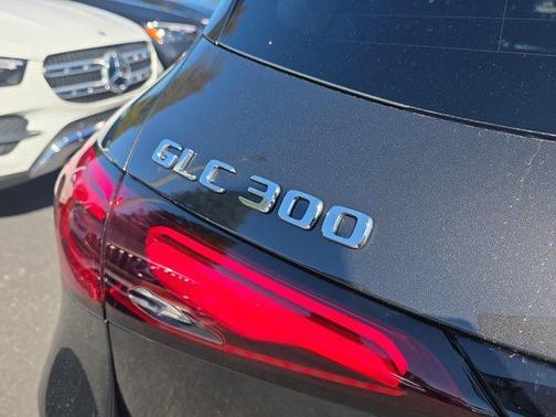2026 Mercedes-Benz GLC 300 Base 4MATIC
