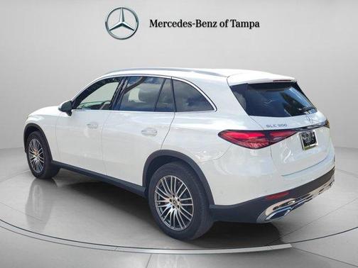 2025 Mercedes-Benz GLC 300 Base