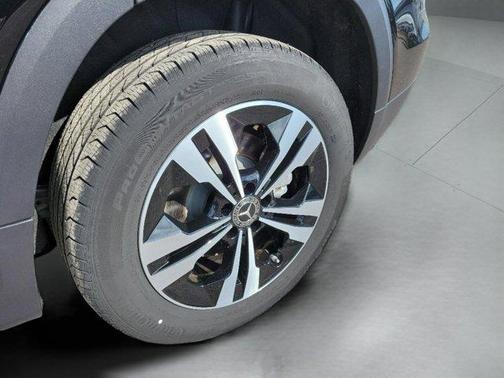 2025 Mercedes-Benz GLB 250 Base