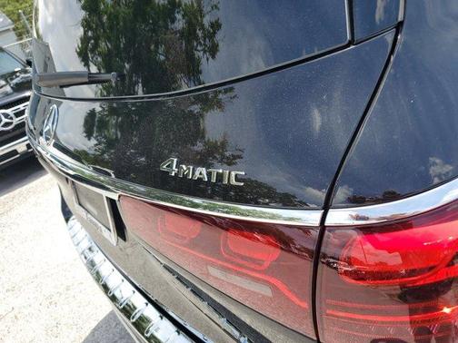 2025 Mercedes-Benz GLS 450 4MATIC
