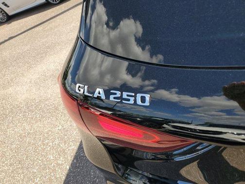 2025 Mercedes-Benz GLA 250 Base