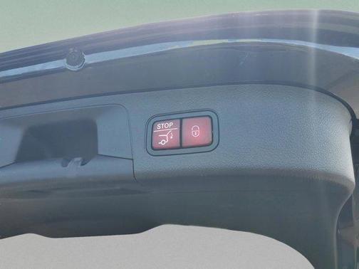 2025 Mercedes-Benz GLA 250 Base