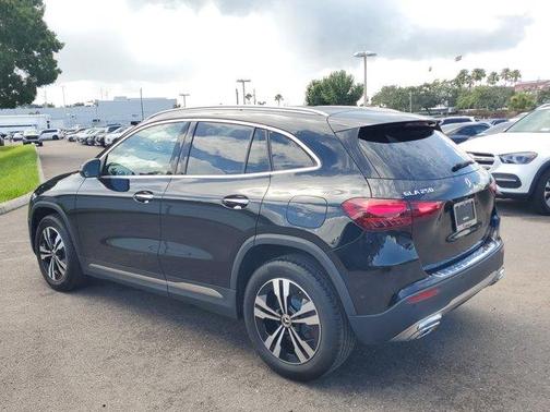 2025 Mercedes-Benz GLA 250 Base