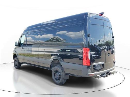 2025 Mercedes-Benz Sprinter 2500 High Roof