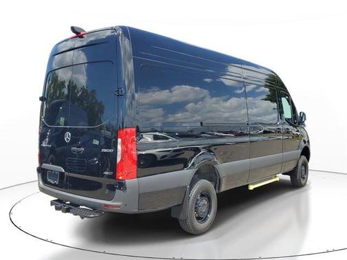 2025 Mercedes-Benz Sprinter 2500 High Roof