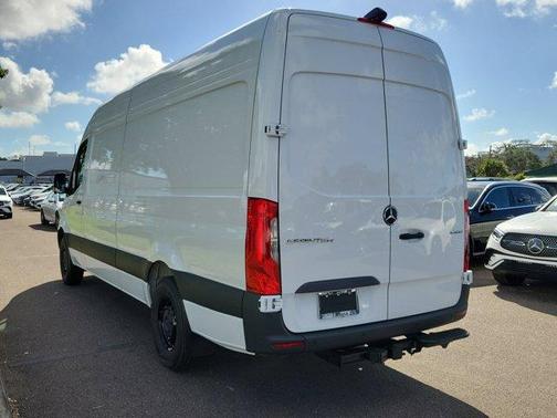 2026 Mercedes-Benz Sprinter 2500 High Roof