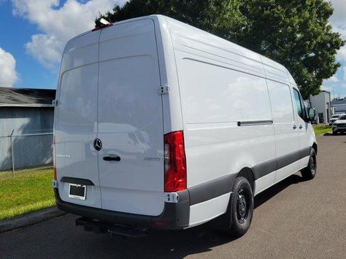 2026 Mercedes-Benz Sprinter 2500 High Roof
