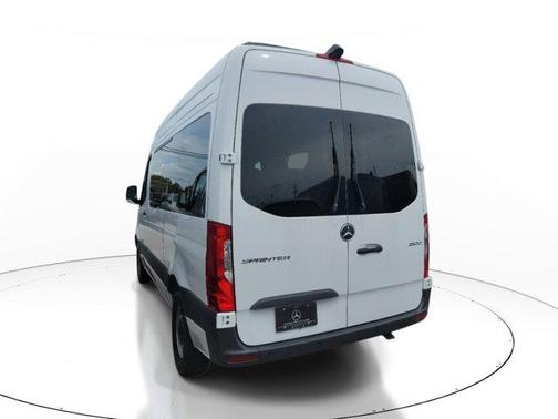 2025 Mercedes-Benz Sprinter 2500 144 WB Standard Roof Passenger